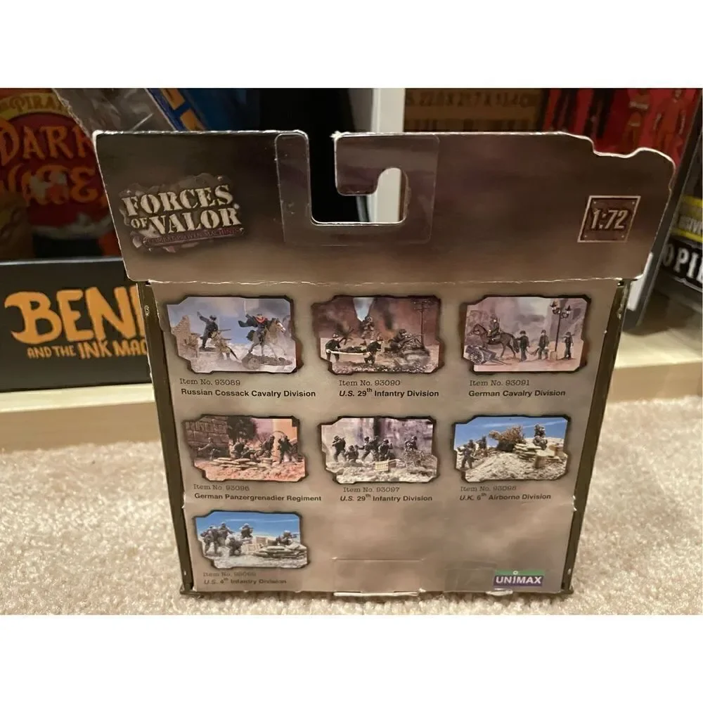 Russian Cossack Cavalry Division Forces of Valor Die-cast 1:72 Scale 2007 New